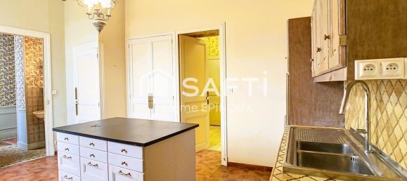 11 bedrooms House in Sainte-Maure-de-Touraine, France No. 64964 11