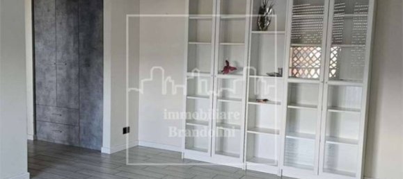 Квартира с 2 спальнями в Варесе, Италия № 344087 16