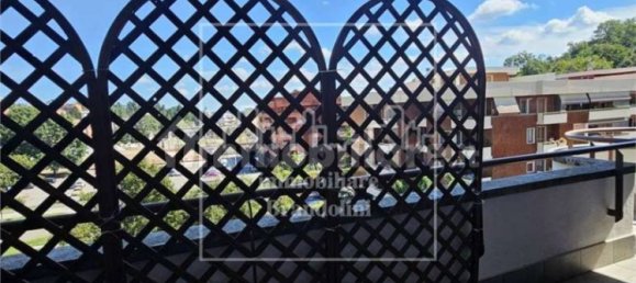 Квартира с 2 спальнями в Варесе, Италия № 344087 44