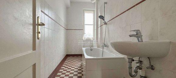 2 rooms Apartment in Zehlendorf, Germany No. 112038 12