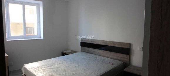 Мезонет с 3 спальнями в Корми, Мальта № 1538 12