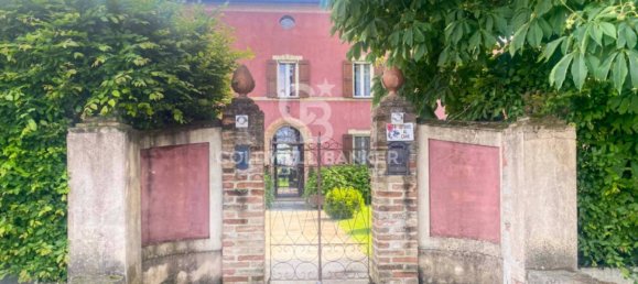 5 bedrooms Villa in Busseto, Italy No. 63531 3