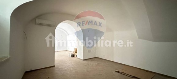Propiedad comercial de 2 habitaciónes en L'Aquila, Italy No. 271161 6