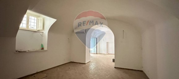 Propiedad comercial de 2 habitaciónes en L'Aquila, Italy No. 271161 7