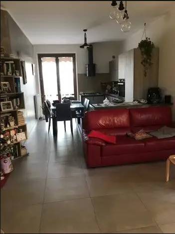6 rooms Apartment in Teano, Italy No. 177435