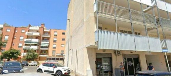 65m² Commercial property in Fiumicino, Italy No. 315493 11