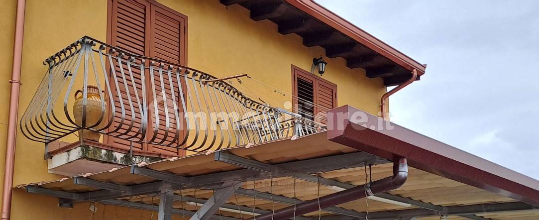 3 غرف نوم فيلا في Milazzo, Italy رقم 37145