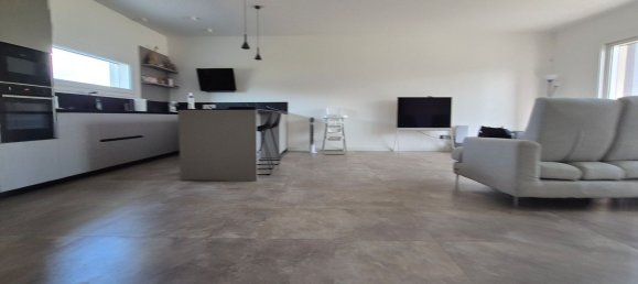 4 bedrooms House in Zero Branco, Italy No. 342030 13