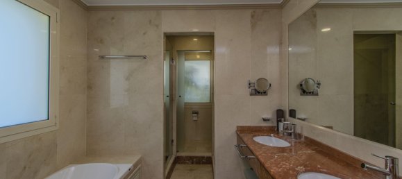 3 bedrooms Penthouse in Marbella, Spain No. 148752 39