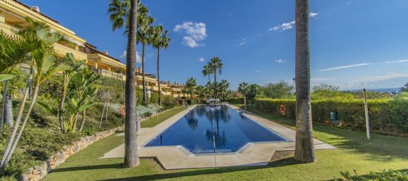 3 bedrooms Penthouse in Marbella, Spain No. 148752 3