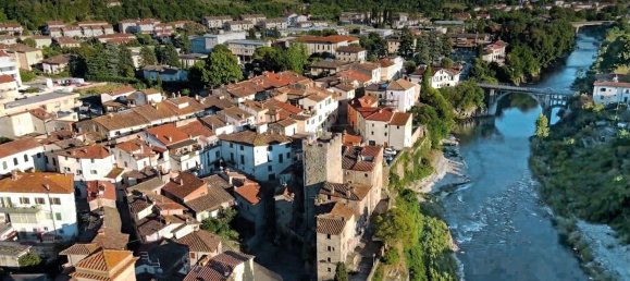 661m² Commercial property in Capolona, Italy No. 270049 18