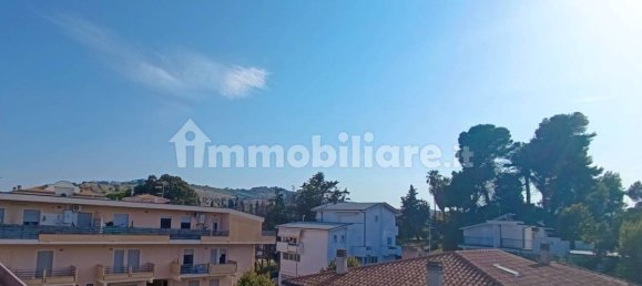 Dúplex de 4 dormitorios en Alba Adriatica, Italy No. 345326 42