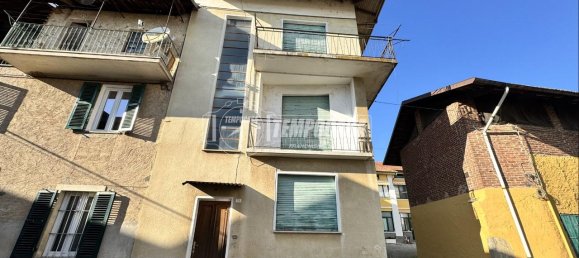 5 rooms House in Mongrando, Italy No. 34734 2