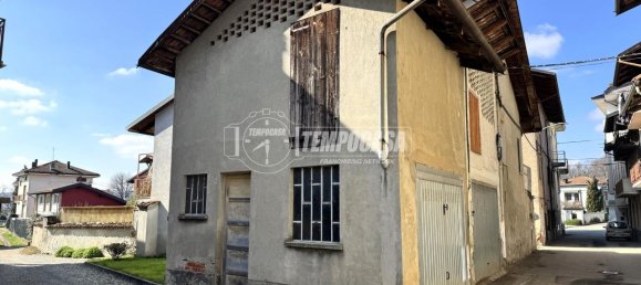 5 rooms House in Mongrando, Italy No. 34734 22