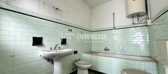 5 rooms House in Mongrando, Italy No. 34734 9