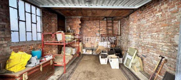 5 rooms House in Mongrando, Italy No. 34734 23