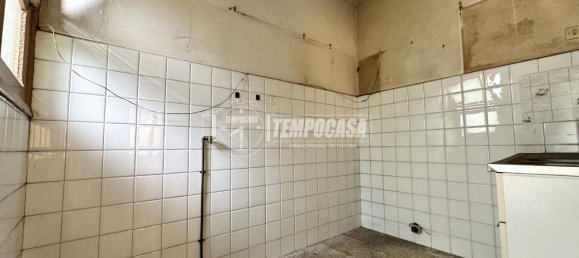 5 rooms House in Mongrando, Italy No. 34734 7