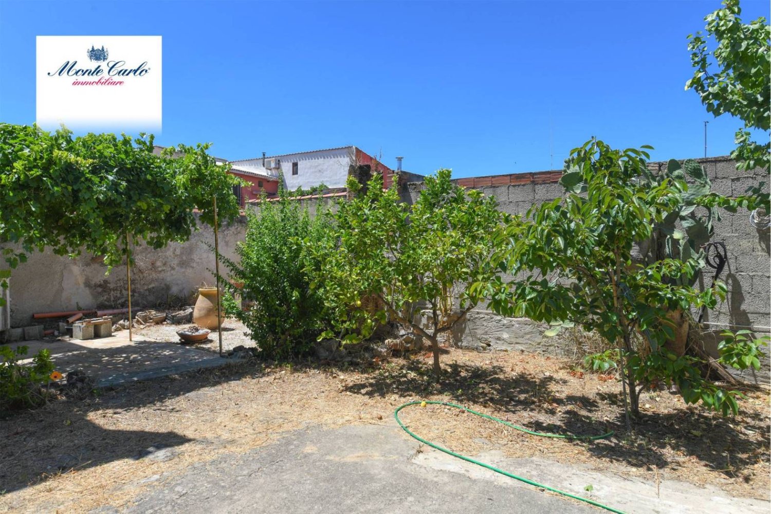 2 bedrooms Villa in Sardinia, Italy No. 292105