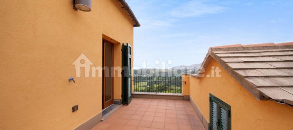 3 Schlafzimmer Wohnung in Cogoleto, Italy, Nr. 263064 5