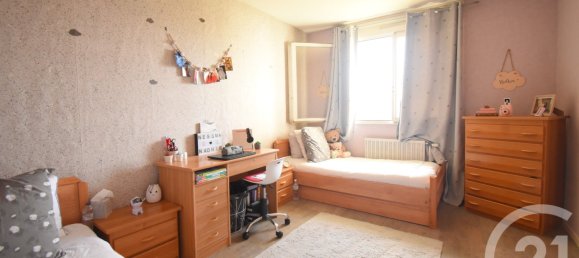 Apartamento de 2 dormitorios en Vichy, France No. 283872 8