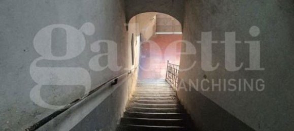 Apartamento T4 em Torre Annunziata, Italy N.º 341277 5