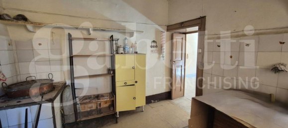 Apartamento T4 em Torre Annunziata, Italy N.º 341277 19