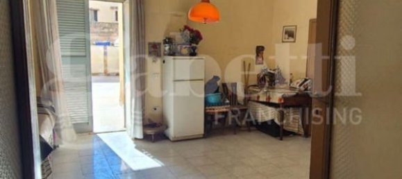 Apartamento T4 em Torre Annunziata, Italy N.º 341277 11
