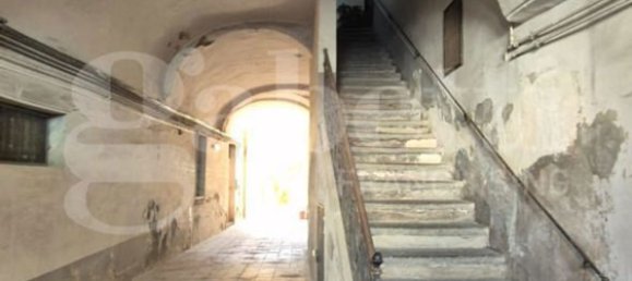 Apartamento T4 em Torre Annunziata, Italy N.º 341277 3