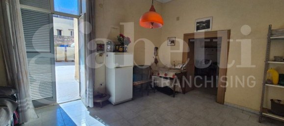Apartamento T4 em Torre Annunziata, Italy N.º 341277 22