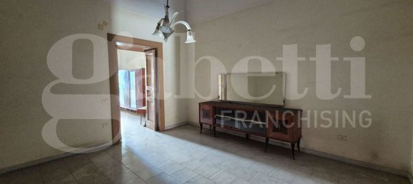 Apartamento T4 em Torre Annunziata, Italy N.º 341277 31