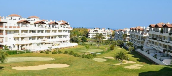 2 bedrooms Penthouse in Benalmadena, Spain No. 160619 10