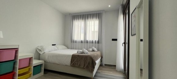 Villa de 3 dormitorios en Torrevieja, Spain No. 176108 12