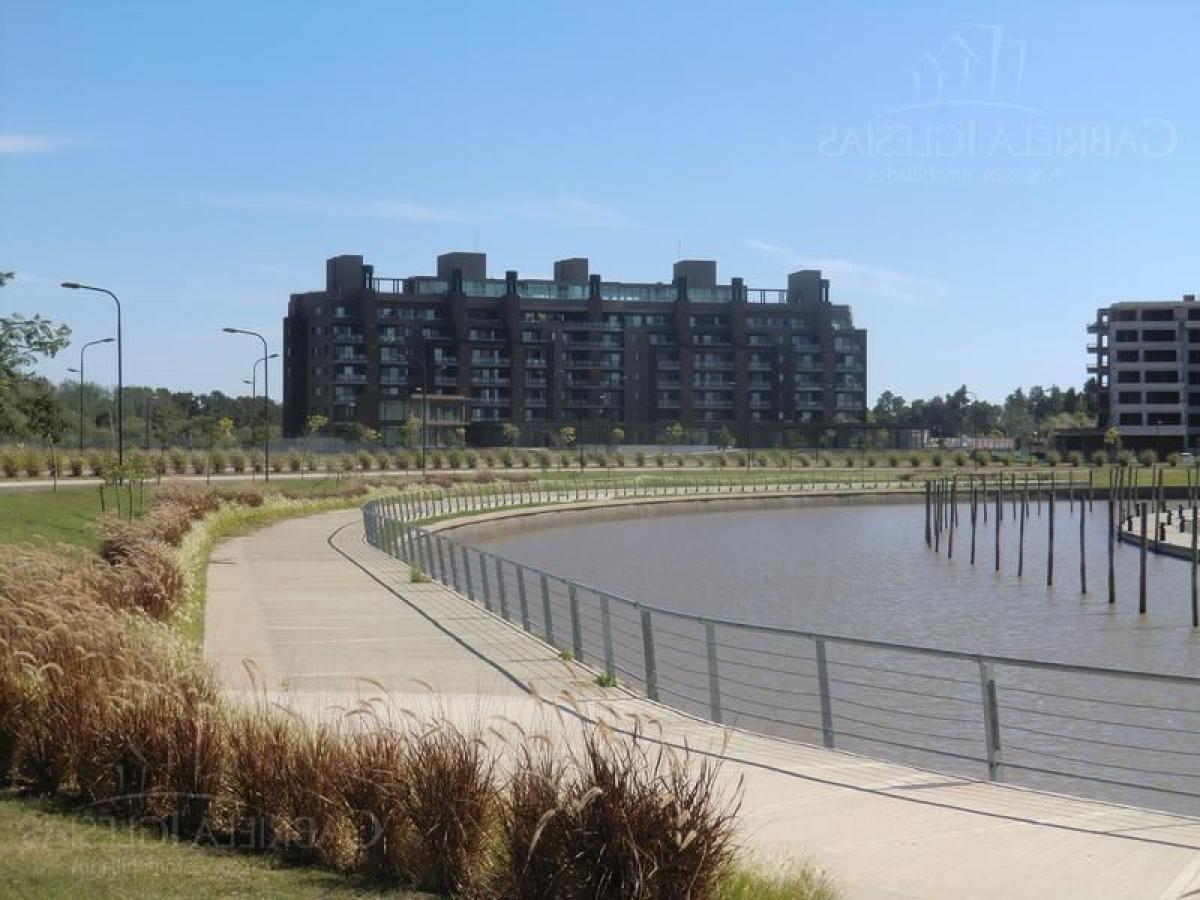 Büro in Tigre, Argentina 78m², Nr. 29621