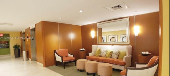 2 dormitorios propiedad comercial en venta en Miami, Miami-Dade, Florida, USA № 615053 3
