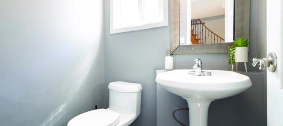 6 bedrooms House in Mississauga, Canada No. 497 9