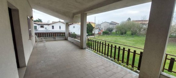 6 rooms Villa in Agazzano, Italy No. 169809 2