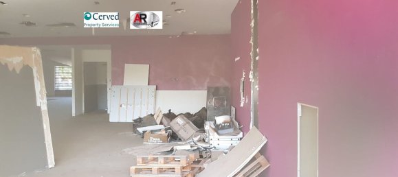 Propiedad comercial en Aprilia, Italy 395 m² No. 13553 12