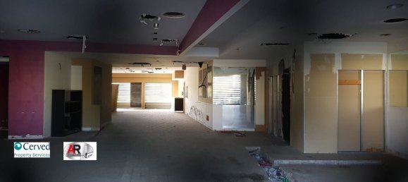 Propiedad comercial en Aprilia, Italy 395 m² No. 13553 4