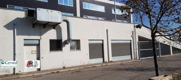 Propiedad comercial en Aprilia, Italy 395 m² No. 13553 3