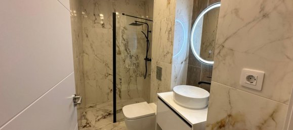 4 chambres appartement à vendre à Alicante, Valencian Community, Spain № 365380 18