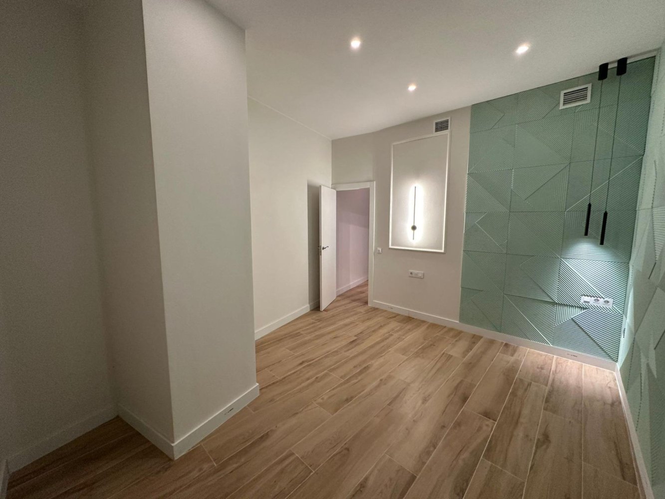 4 chambres appartement à vendre à Alicante, Valencian Community, Spain № 365380