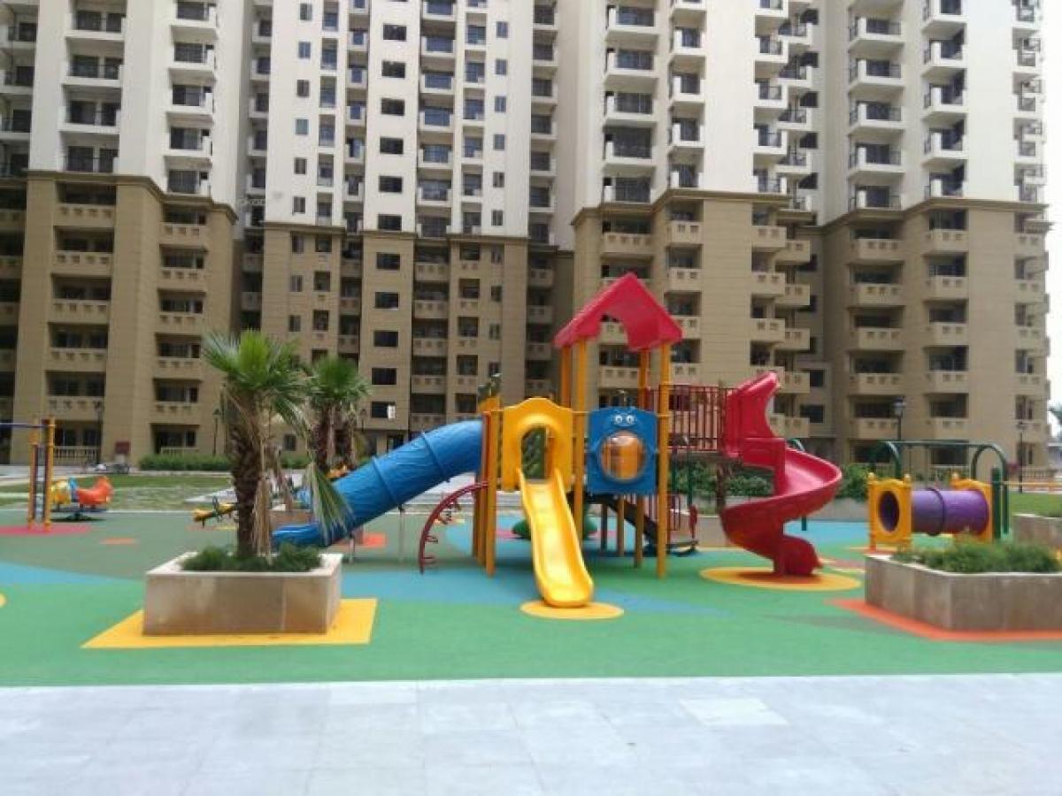 3 bedrooms House in Noida, India No. 65219