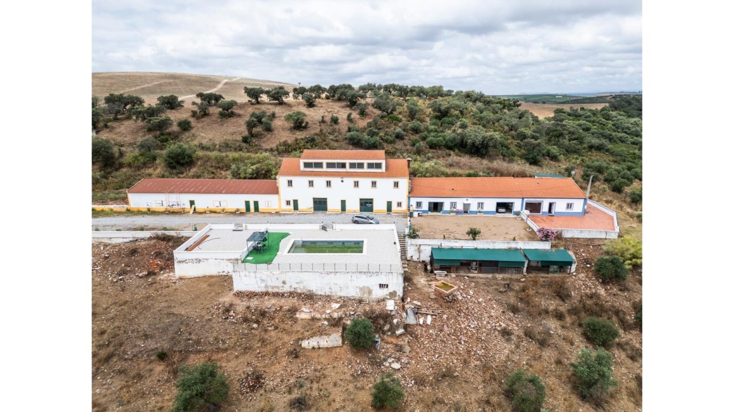 16 غرف نوم قطعة أرض في Campo Maior, Portugal رقم 208486