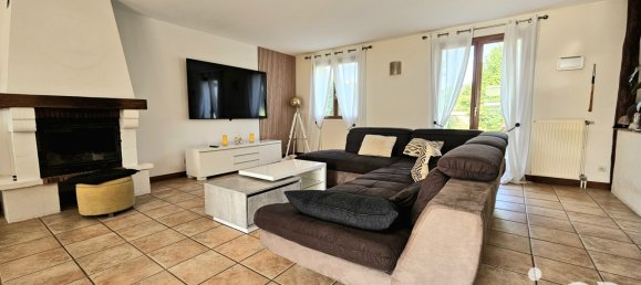 4 bedrooms Townhouse in Saint-Fargeau-Ponthierry, France No. 348069 2