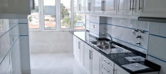 3 bedrooms Apartment in Cascais, Portugal No. 66839 17