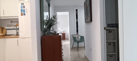 Apartamento de 2 dormitorios en Estepona, Spain No. 155943 3