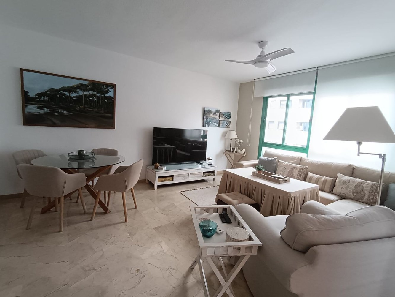 Apartamento de 2 dormitorios en Estepona, Spain No. 155943