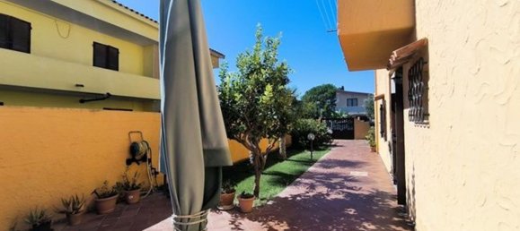 8 bedrooms House in Capoterra, Italy No. 365017 7