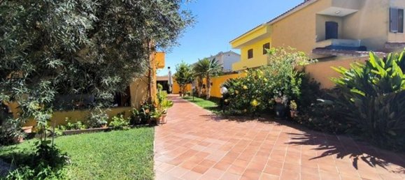 8 bedrooms House in Capoterra, Italy No. 365017 3