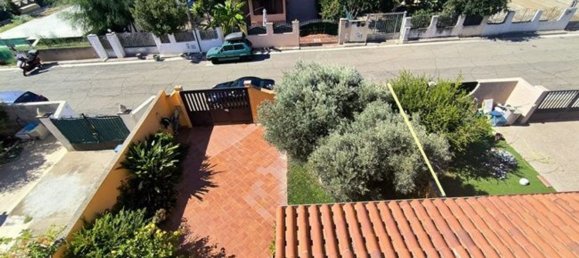 8 bedrooms House in Capoterra, Italy No. 365017 5